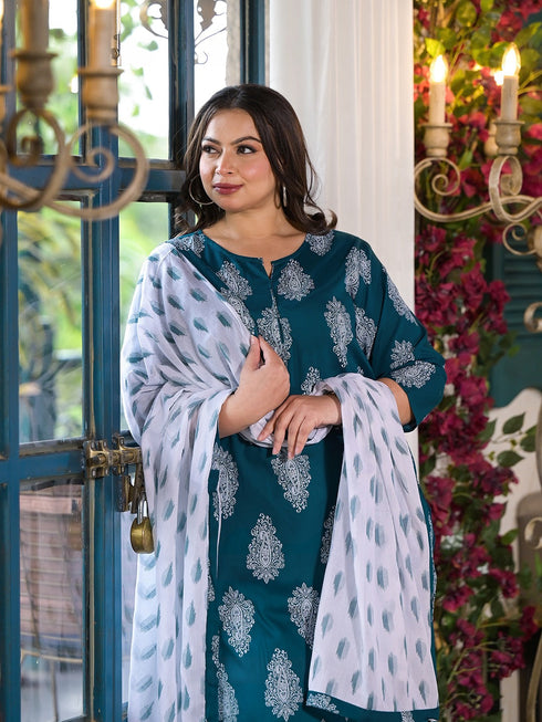 Women Plus Size Teal Green Viscose Rayon Kurta Set With Dupatta